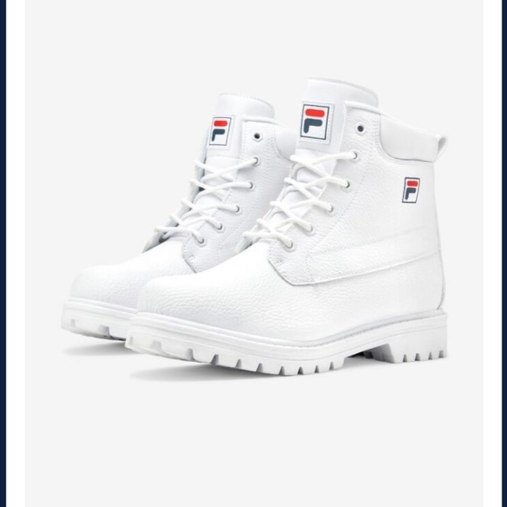 LIKE NEW- WHITE FILA UNISEX BOOTS